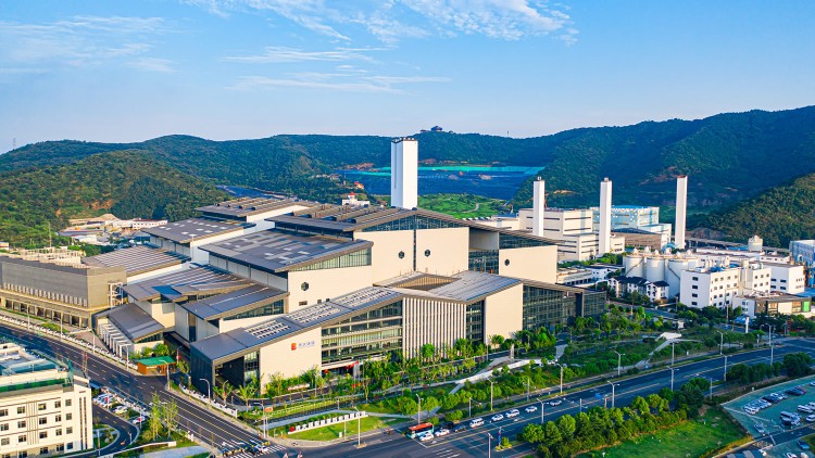 生活垃圾焚烧烟气净化超低排放技术产业化应用