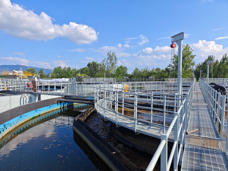 基于微氧速澄技术的速装模块化应急污水处理技术转化及应用示范