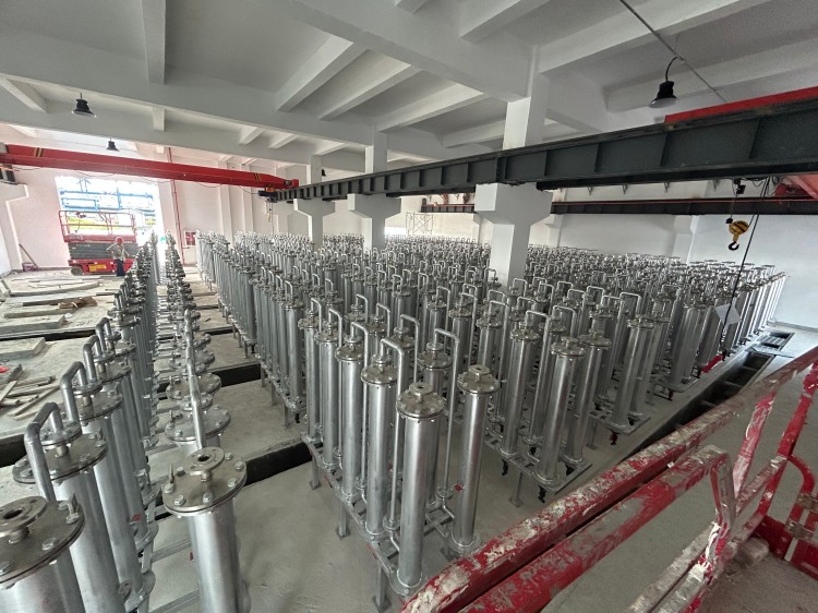 电子介导还原氧化技术处理难降解有机氮工业废水处理技术及产业化