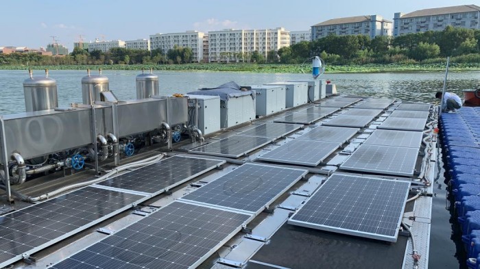 湖库污染修复智慧管控关键装备研发与推广